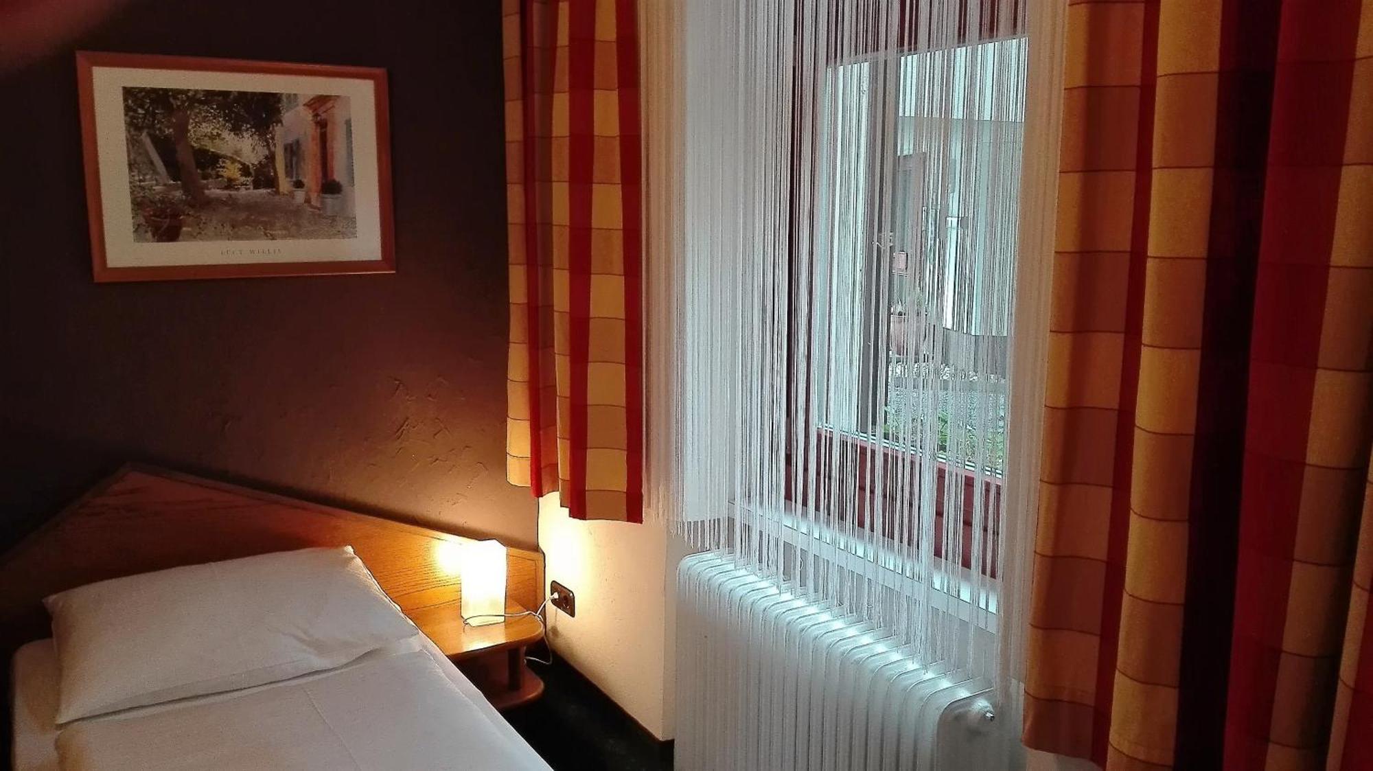Pension Waldfriede Bad Tatzmannsdorf Ruang foto